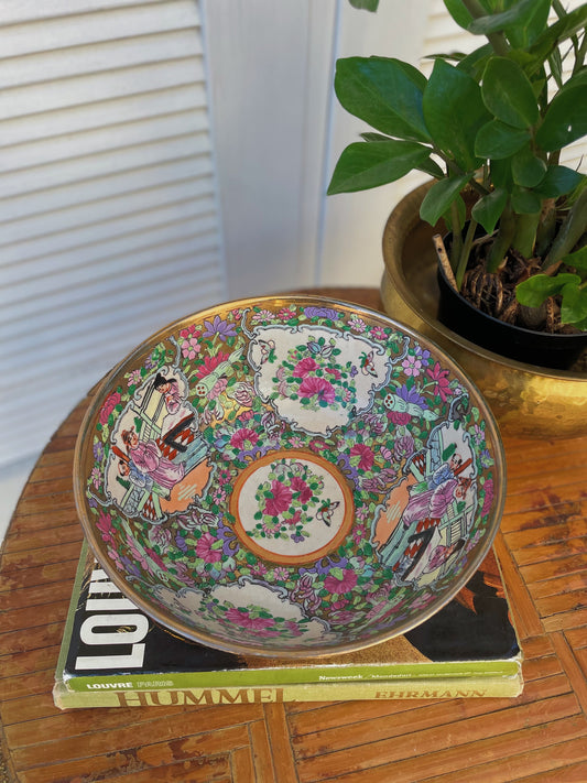 Vintage Chinese Rose Medallion Porcelain Handpainted Decorative Bowl