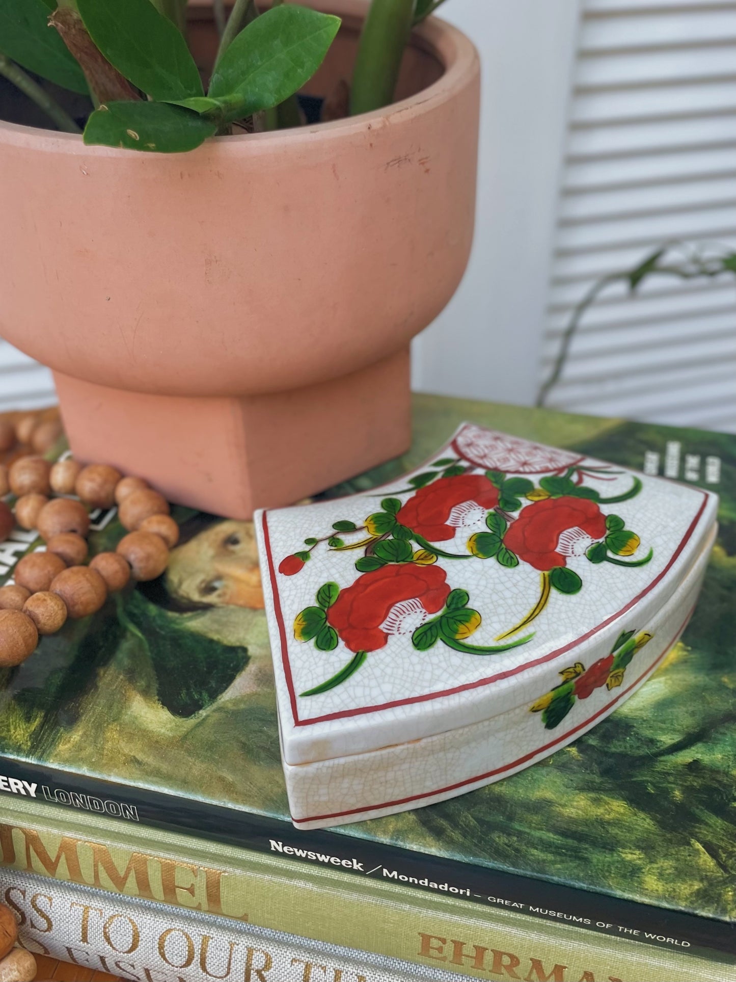 Vintage Chinese Porcelain Handpainted Fan-Shaped Trinket Box